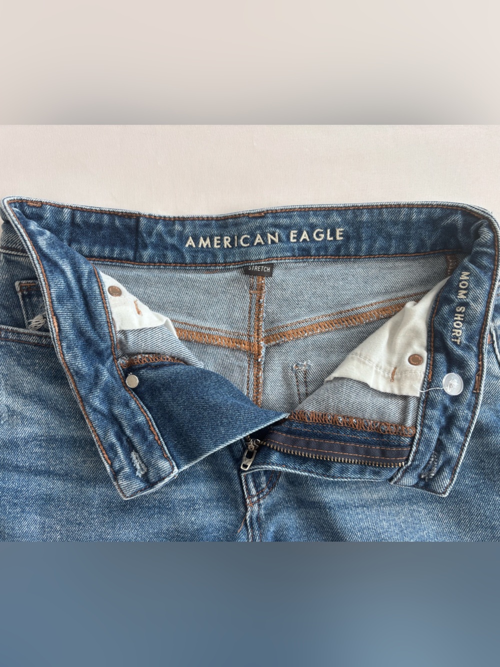 American Eagle Outfitters | Distressed Dark Blue Cuffed Denim Shorts | Size: 00 - Picture 4 of 4